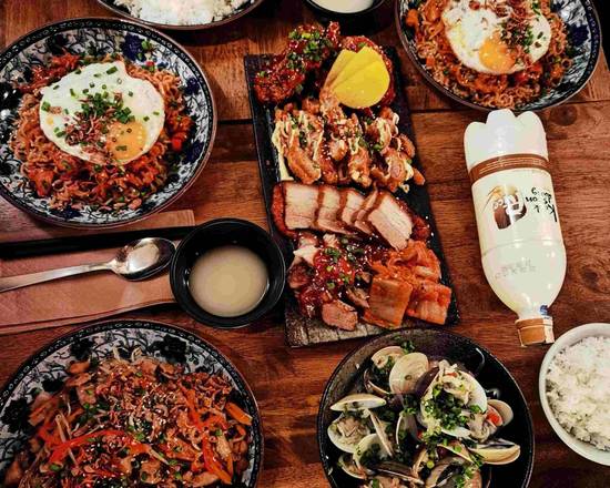 KIM'S KITCHEN Chinese Takeaway